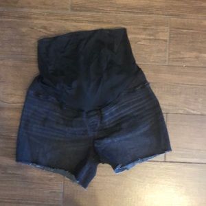 Black over the belly maternity shorts